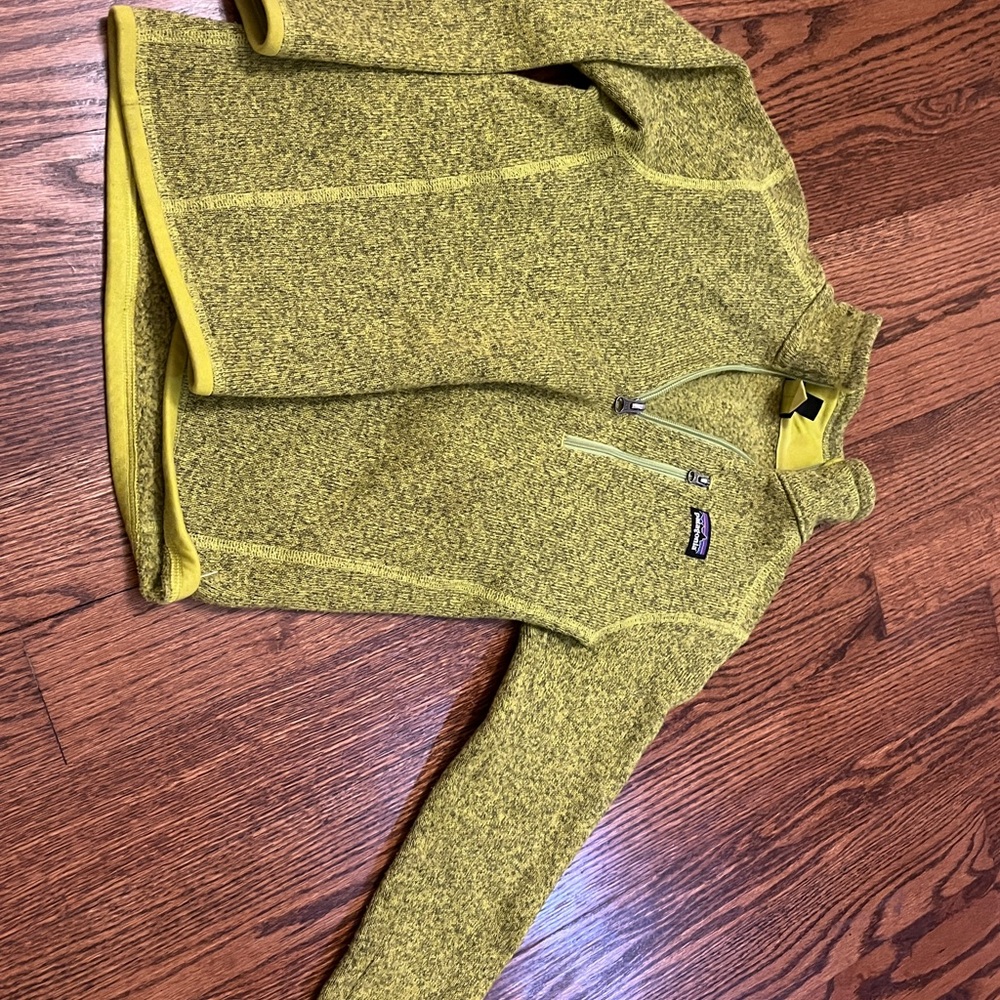 Patagonia lime/olive 1/4 zip better sweater